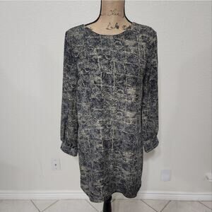 MOON LONG sleeve lantern‎ sleeve dress size small